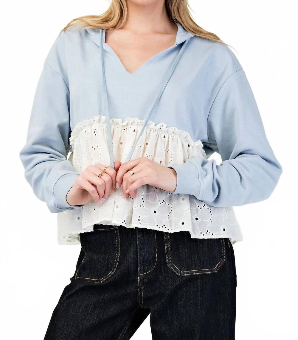 NEW EE:SOME lace hem hoodie in sky/ white